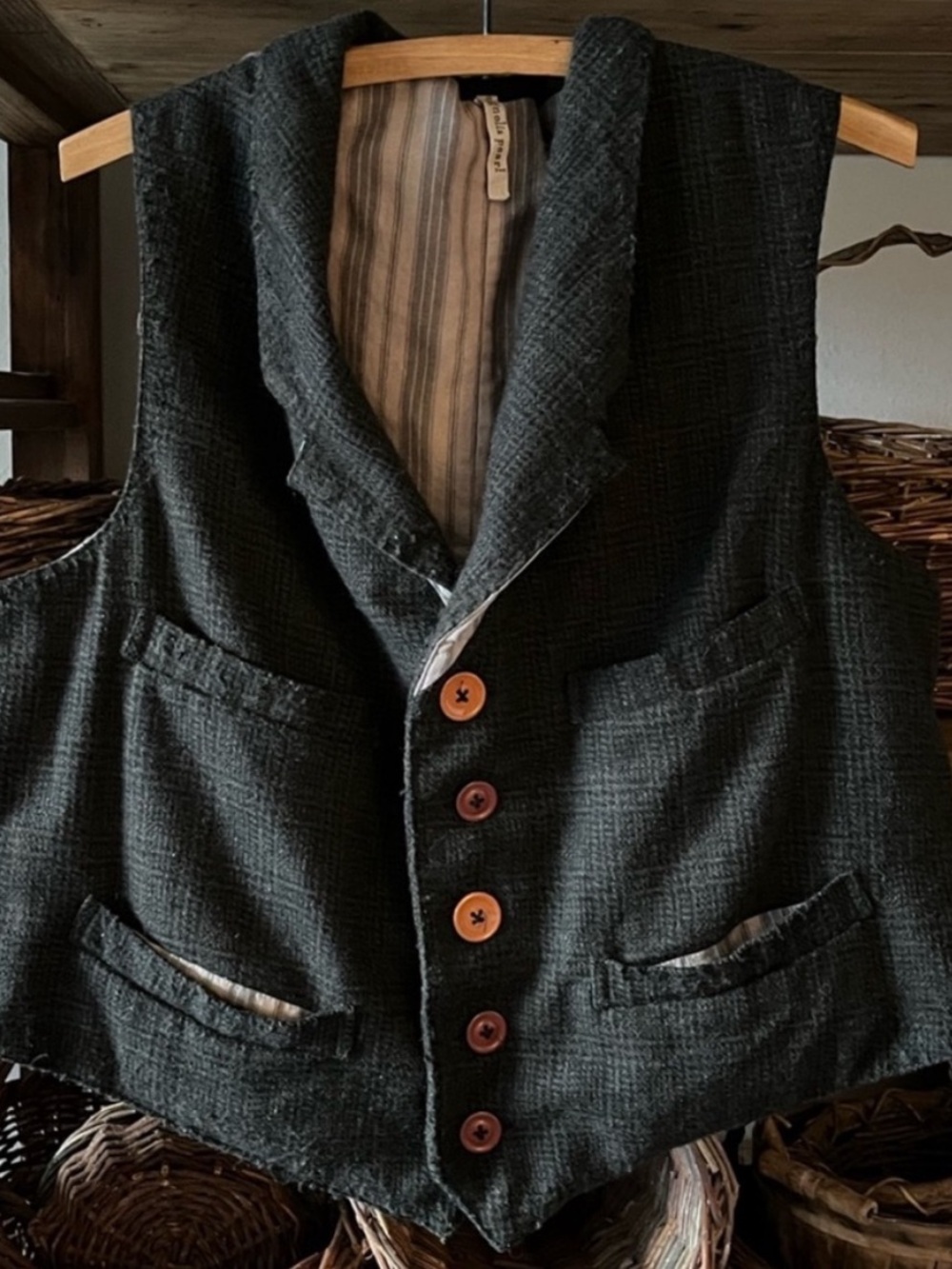🖤 ISO Magnolia Pearl Holmes Vest